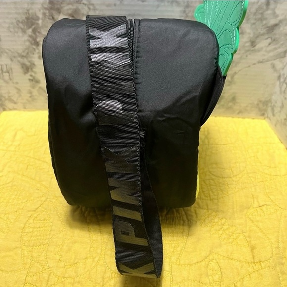 NWOT Victoria's Secret Pink Pineapple
Cross Body Bag Cooler - Picture 4 of 7